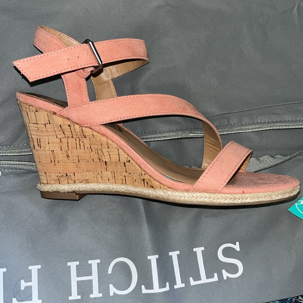 Pierre Strappy Wedge - Picture 5 of 6